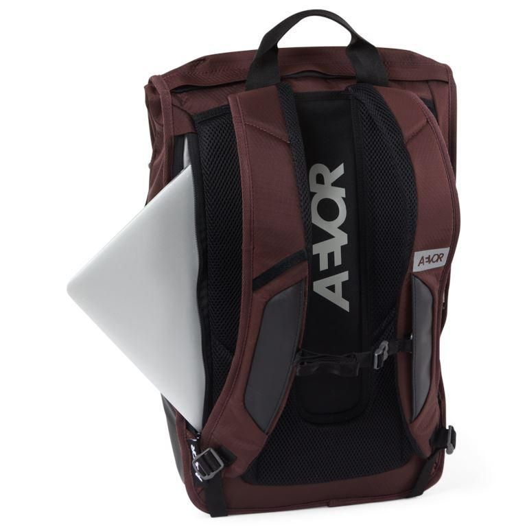 AEVOR Daypack Proof Reppu Läppäritaskulla, Maroon